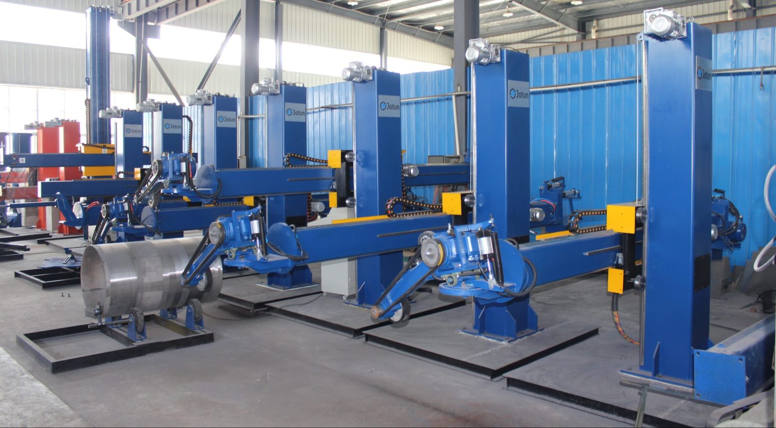 Steel polishing equipment & metal polishing machine manufacturer